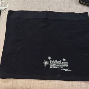 Black Maternity Band / Cover to prevent muffin top! Rides over pants and top